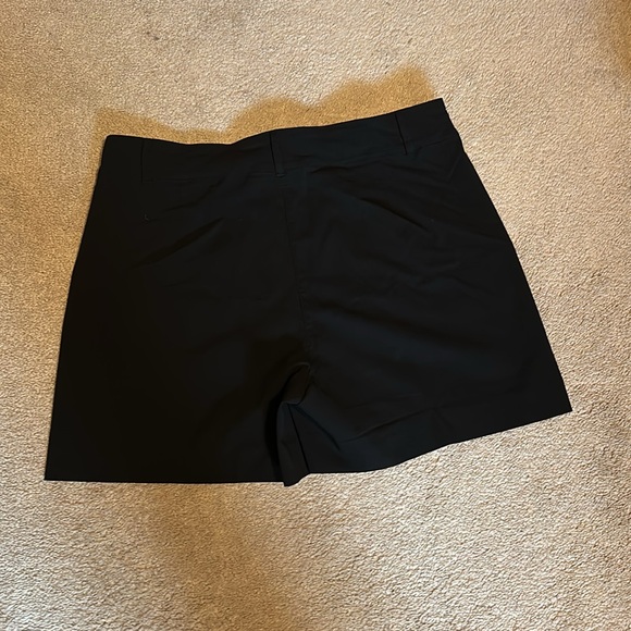 White House Black Market shorts size 14 - Picture 2 of 3